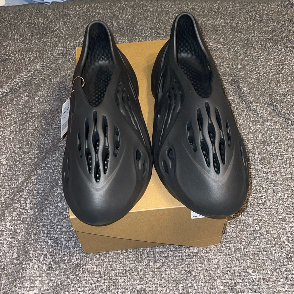 Yeezy Foam RNR
